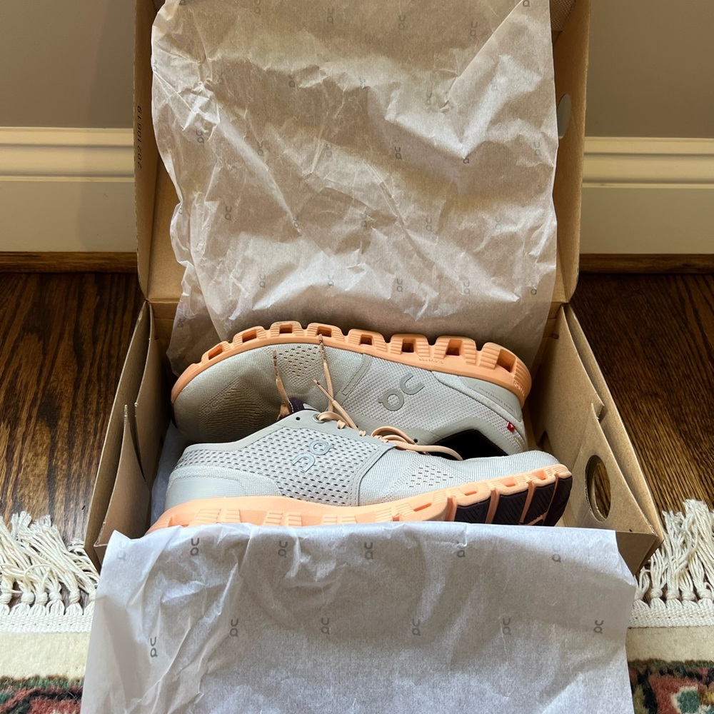 On Cloud X Crosstrainers